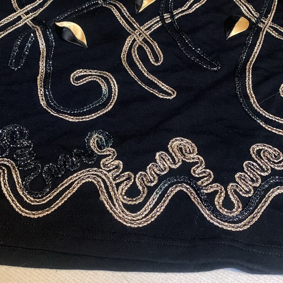 Draper’s &Damon’s Embellished Blouse - Picture 6 of 7